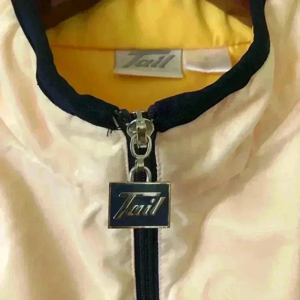 Tail Women's Vintage White Windbreaker S - Picture 2 of 6